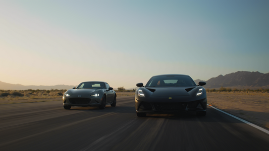 Comparativa de pista: Mazda Miata RF 2024 vs. Lotus Emira V-6