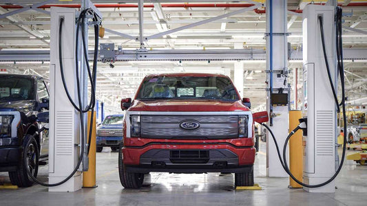 Ford, nuevo proyecto de camión eléctrico retrasado: ¿qué significa esto para la marca?